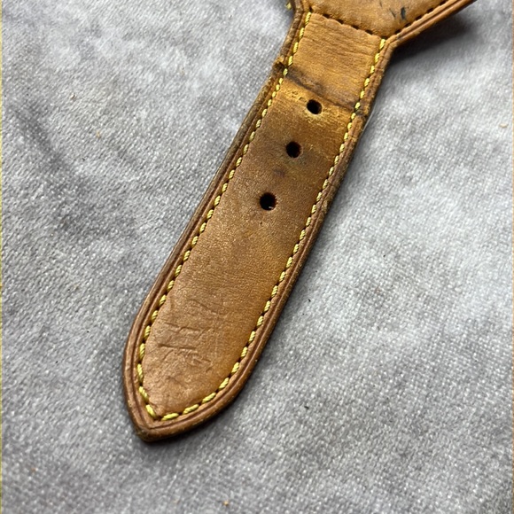 Louis Vuitton Montsouris Leather Vanchetta Buckle Piece n41 - Picture 3 of 7